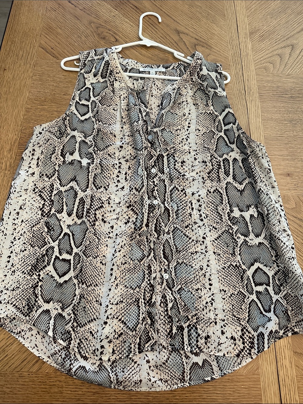 Daniel Rainn Neutral Snake-Print Sleeveless V-Neck Camisole